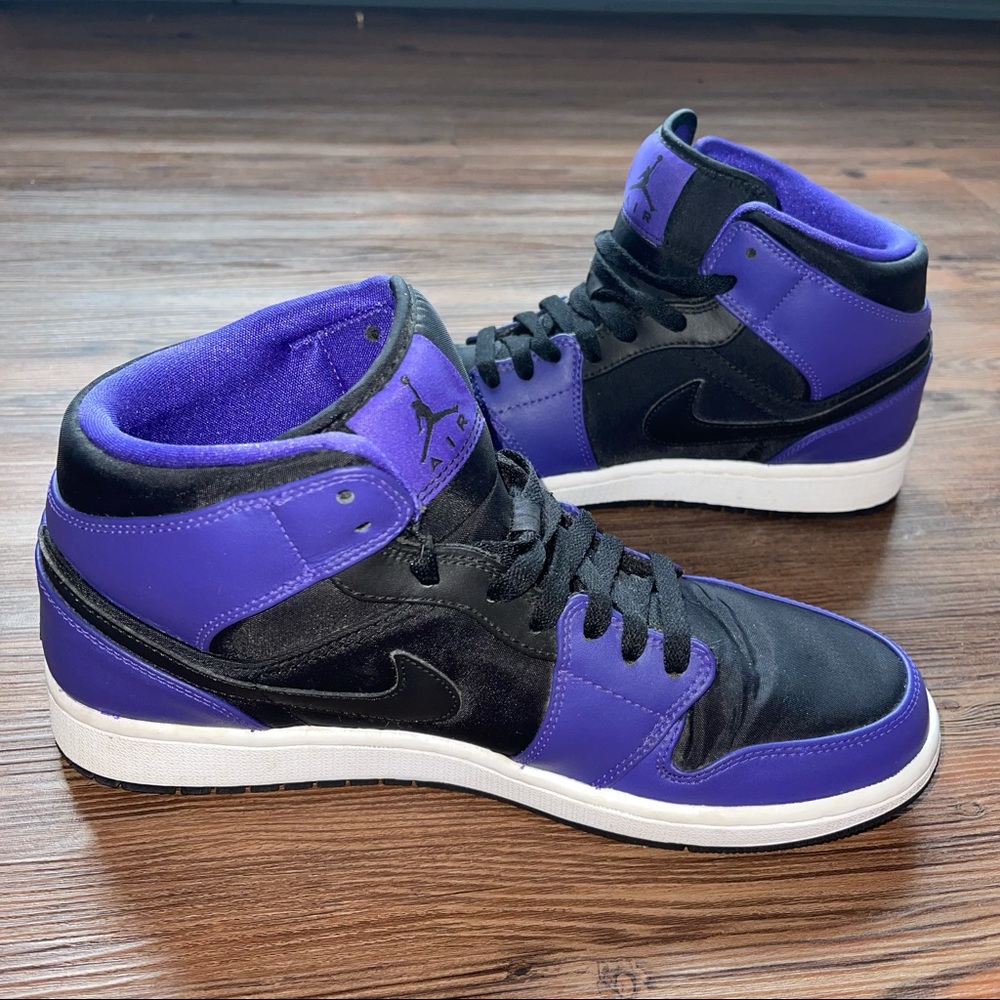 SOLD ON M❗️Jordan 1 Mid “Black Dark Concord (2014)”